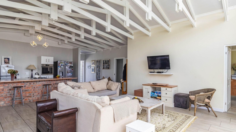 3 Bedroom Property for Sale in Riverside Western Cape